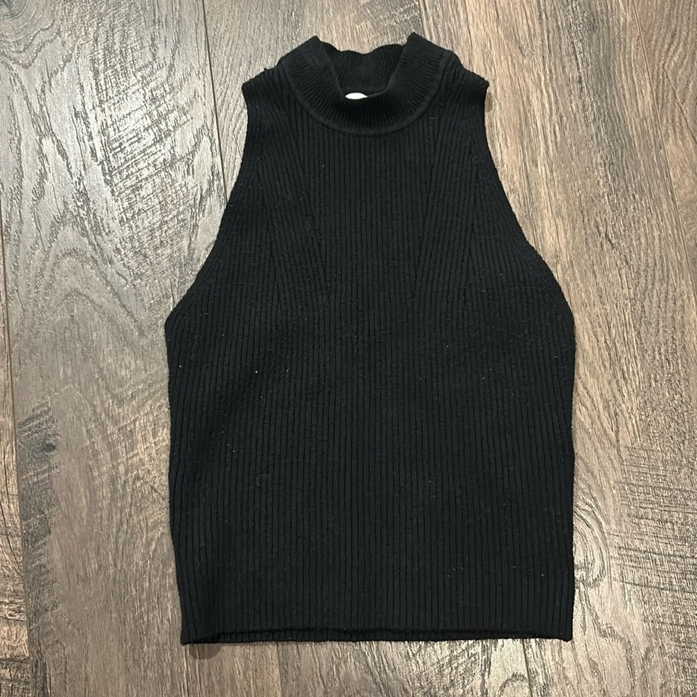 abercrombie & fitch high neck sweater tank ♡